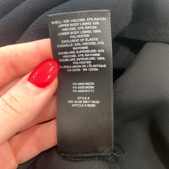 Aritzia Wilfred fable dress black tie straps smocked back bustier front - Picture 9 of 10